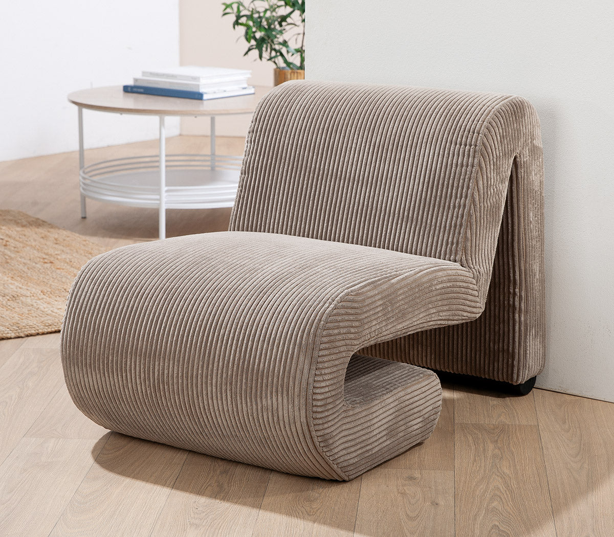 Sessel, "Poltrana", Stoff, beige